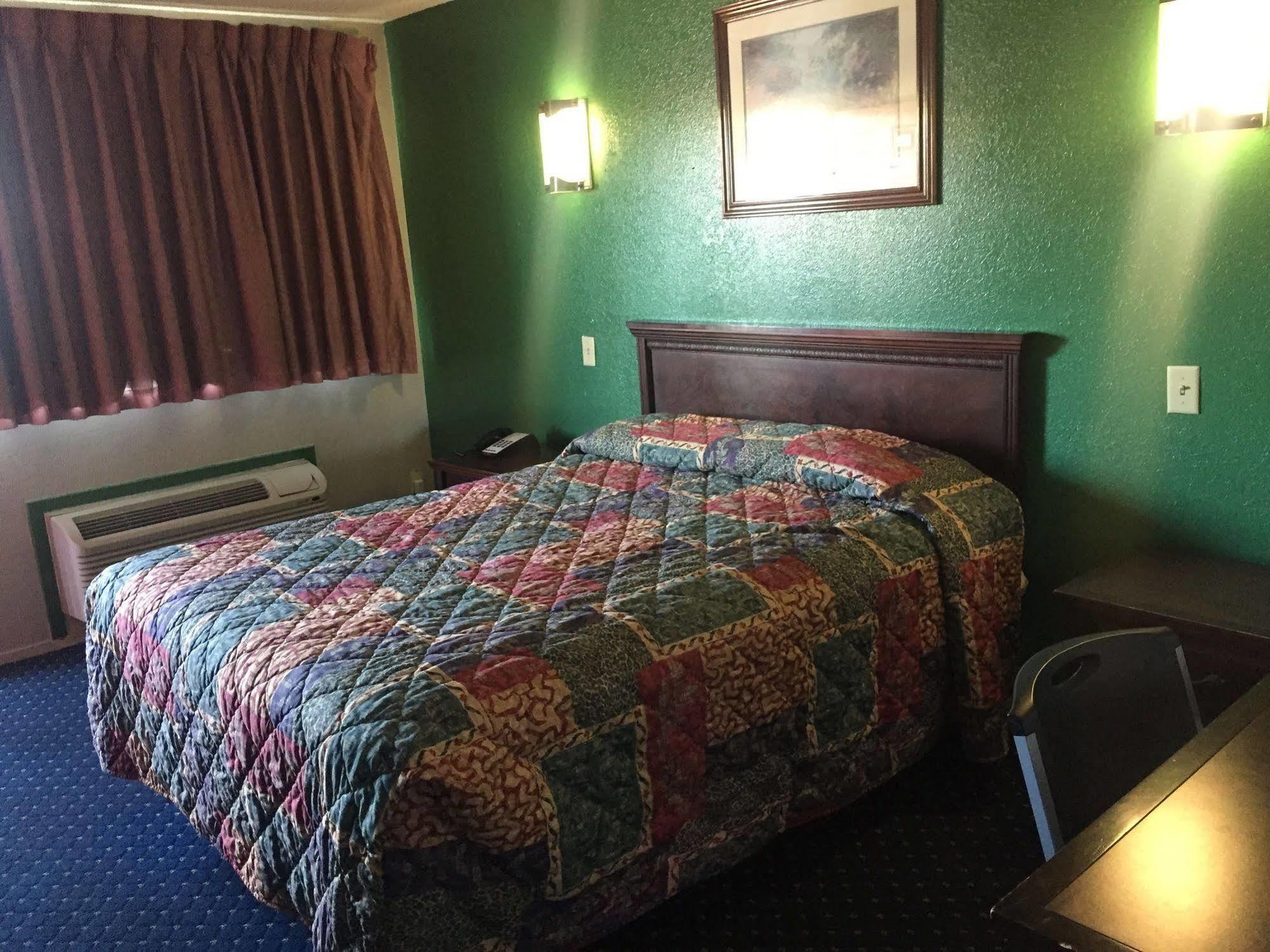 Scottish Inns Carrollton Exterior photo